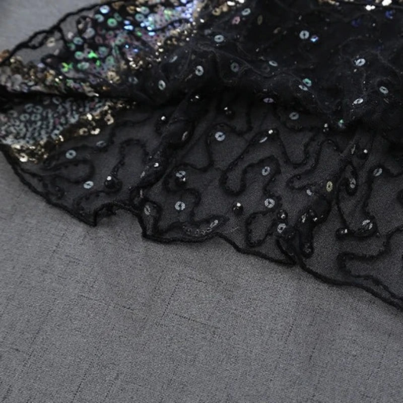 Transparente Pailletten-Kleid