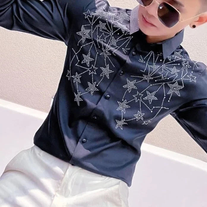Mannhemd mit Sternen aus Strass