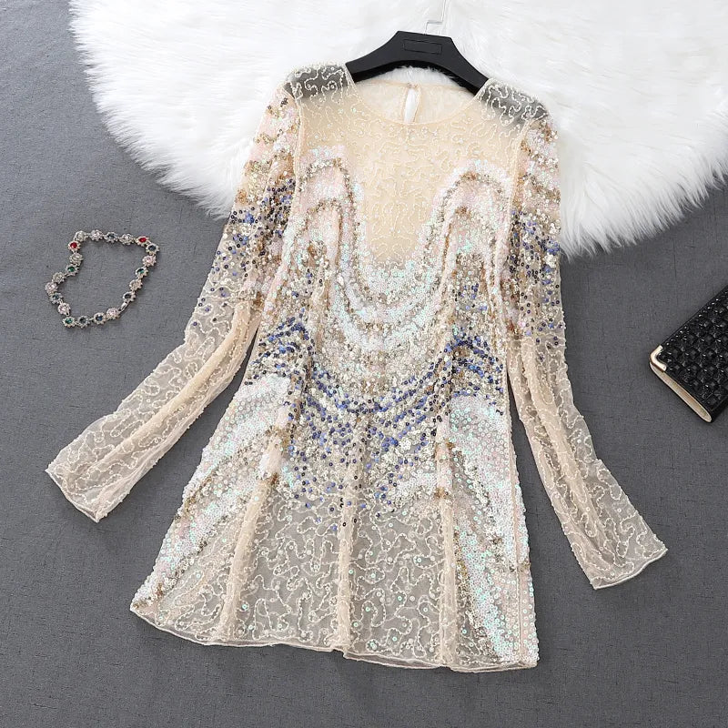 Transparente Pailletten-Kleid