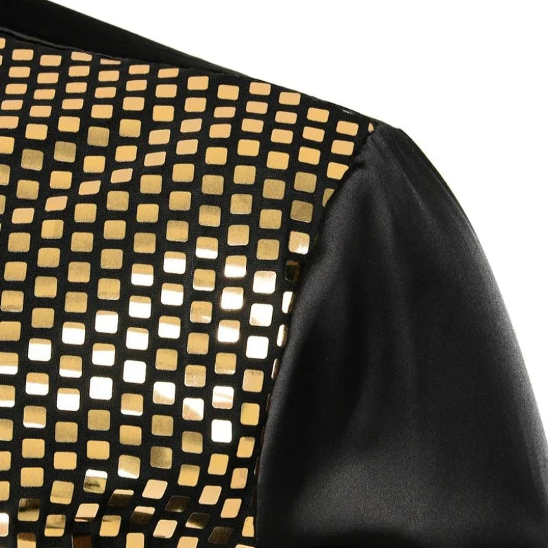 Herrenkleid mit goldenen Quadratischen Pailletten