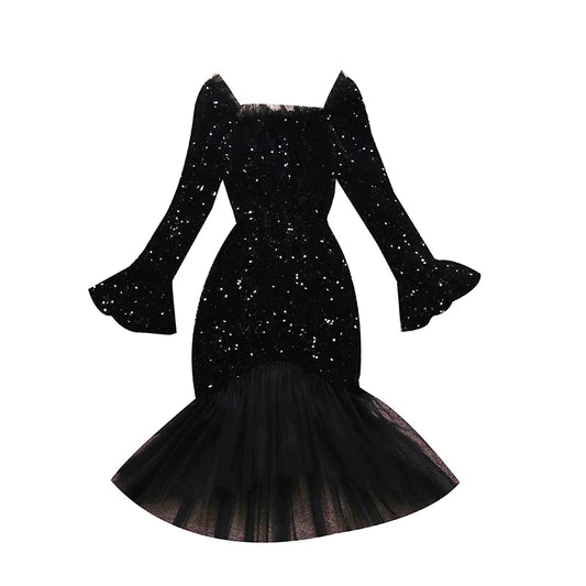 Pailletten-Kleid mit Flügelärmeln