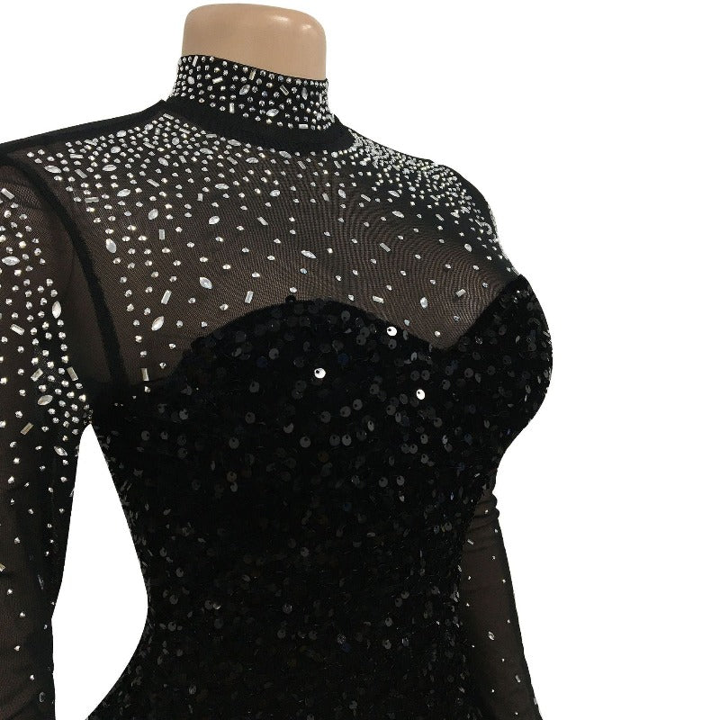 Abendkleid mit Strass und Pailletten