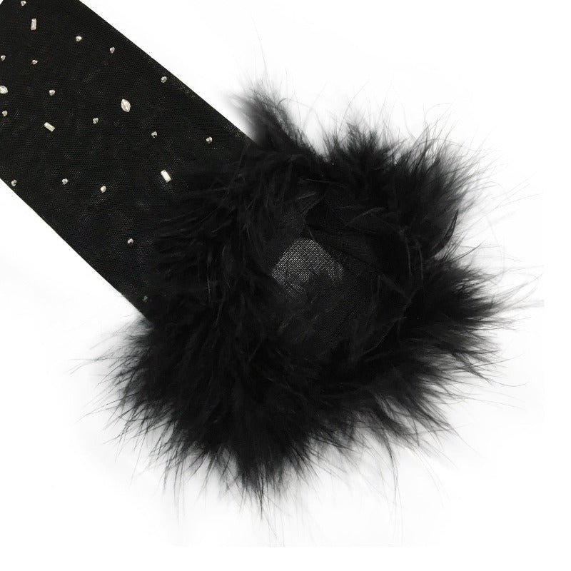 Abendkleid mit Strass und Pailletten