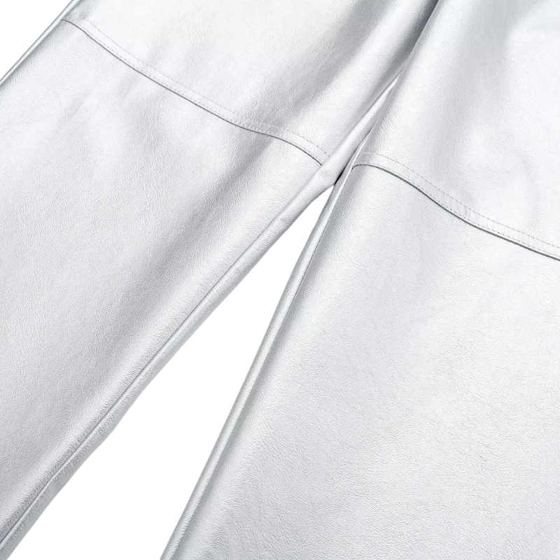 Silberne Damenhose