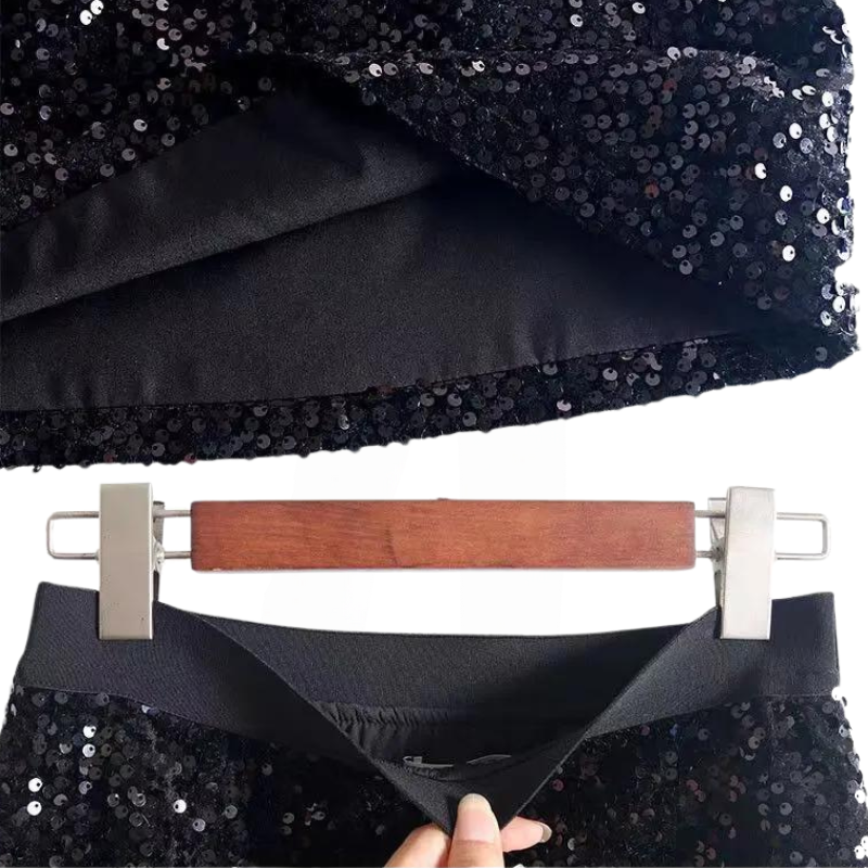 Kurzer elastischer Paillettenrock