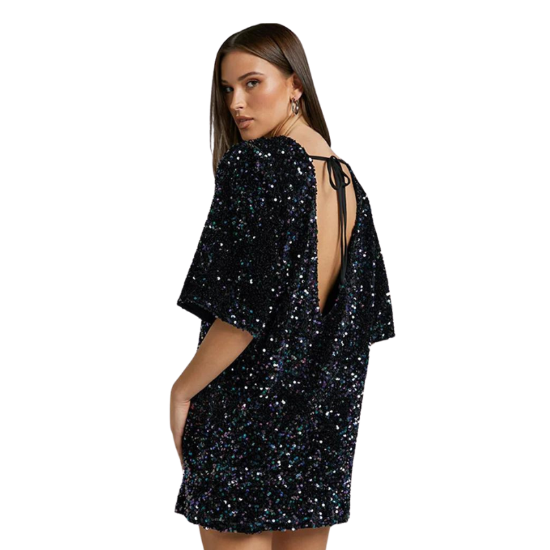Pailletten-T-Shirt-Kleid mit offenem Rücken