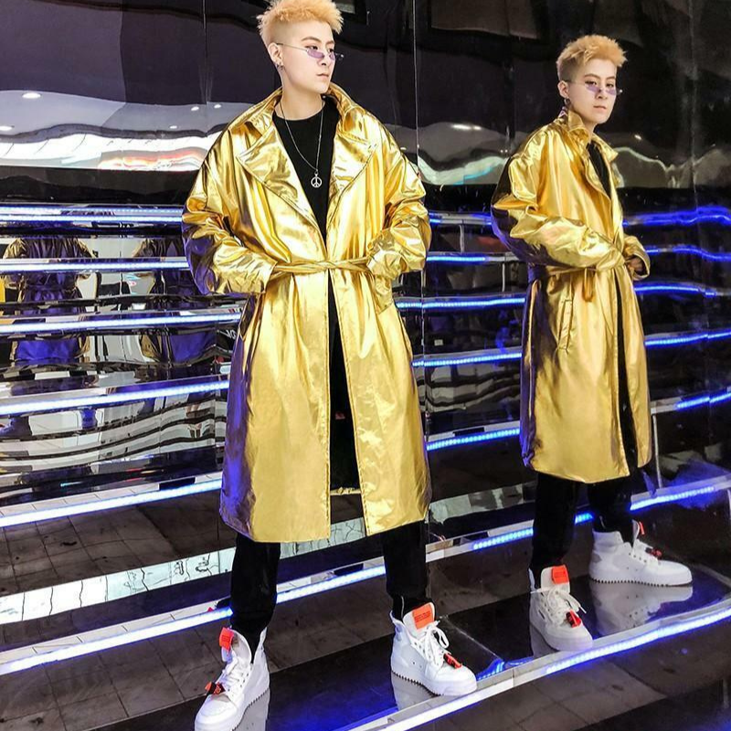 Goldene Herrenjacke