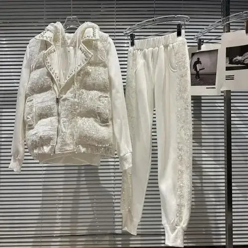 Jogging-Set mit Pailletten und Jacke