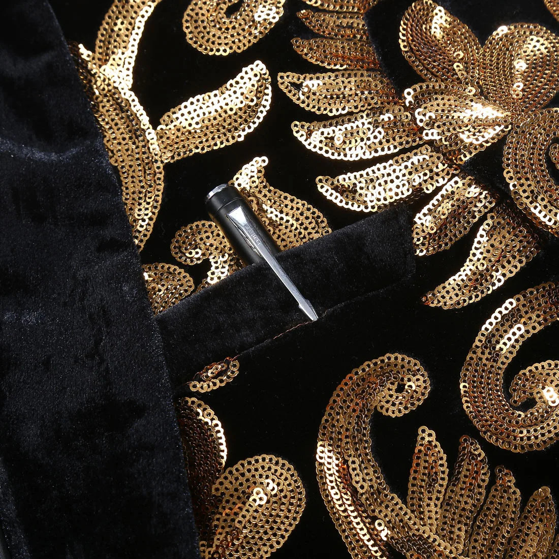 Herrenkostüm aus goldenen Pailletten