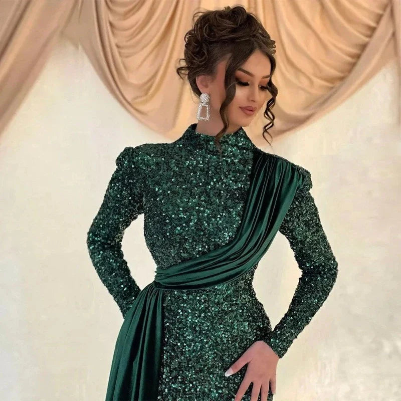 Elegantes Pailletten-Kleid mit Schleife