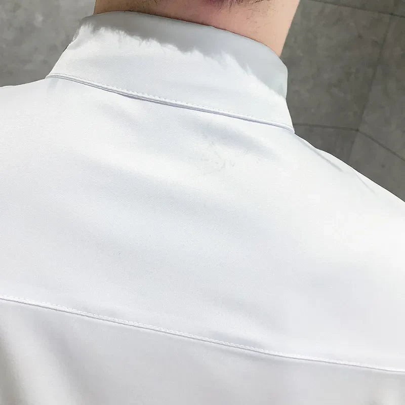 Herrenhemd mit Paillettenbändern