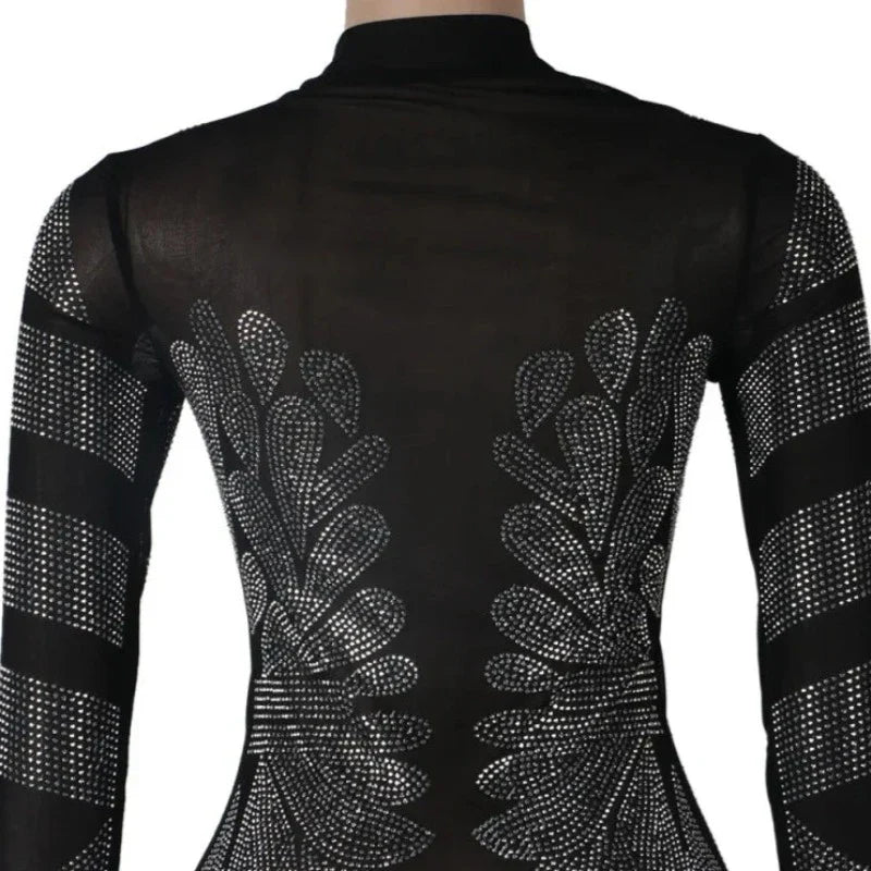 Abendrobe mit Strass und Pailletten