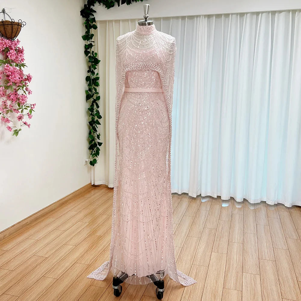 Abendkleid mit Pailletten und Perlen