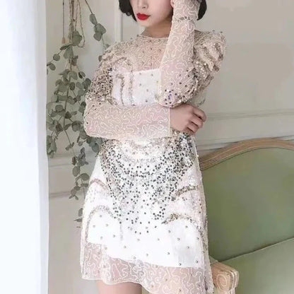 Transparente Pailletten-Kleid