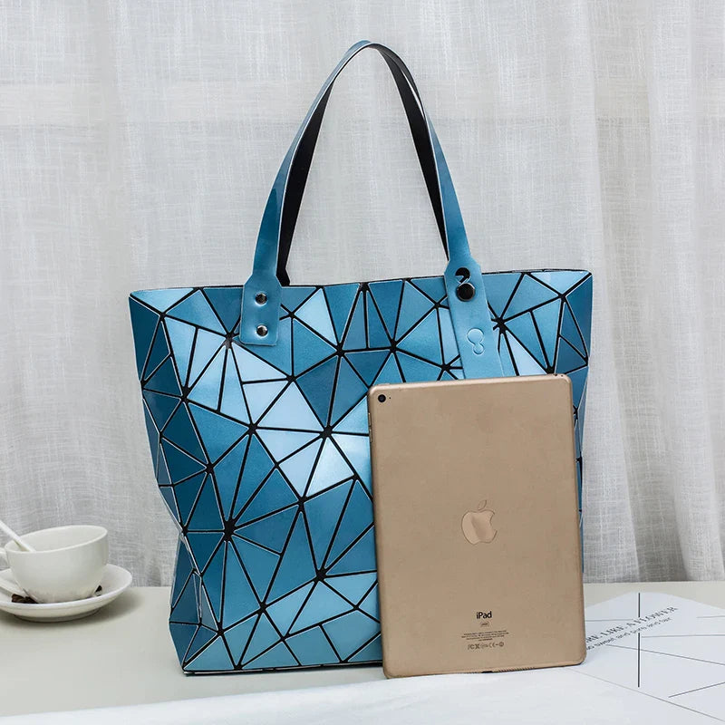Silbernes Sac-Tote mit Mosaik-Design