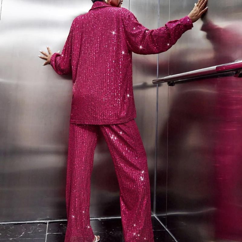 Hemd und Hose mit rosa Pailletten