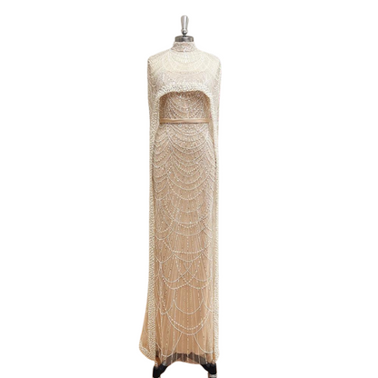 Abendkleid mit Pailletten und Perlen