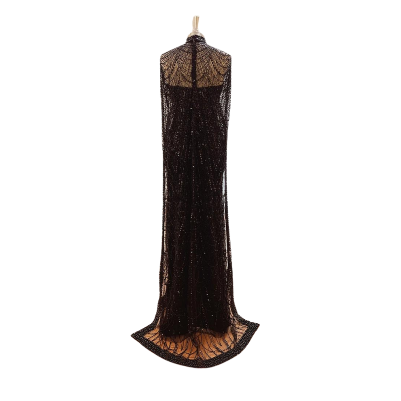 Abendkleid mit Pailletten und Perlen