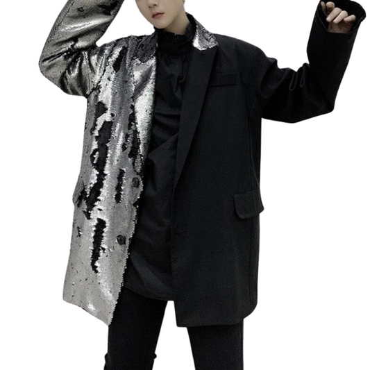 Schwarze Blazer-Jacke mit halbseitigen silbernen Pailletten