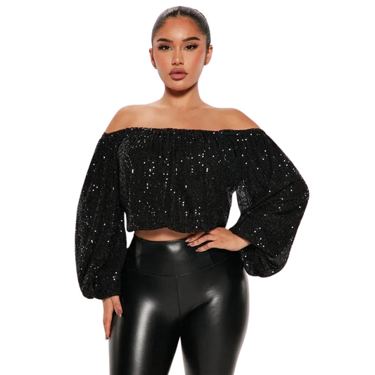 Haut mit Pailletten und freiem Schulterbereich