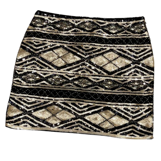 Kurzer Paillettenrock mit geometrischem Design