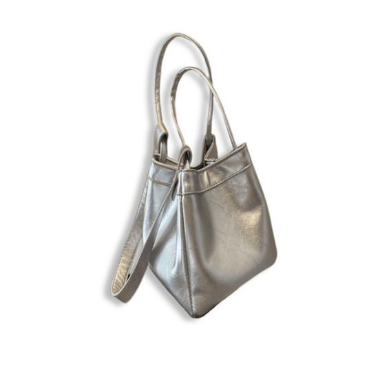 Silbernes quadratisches Tasche