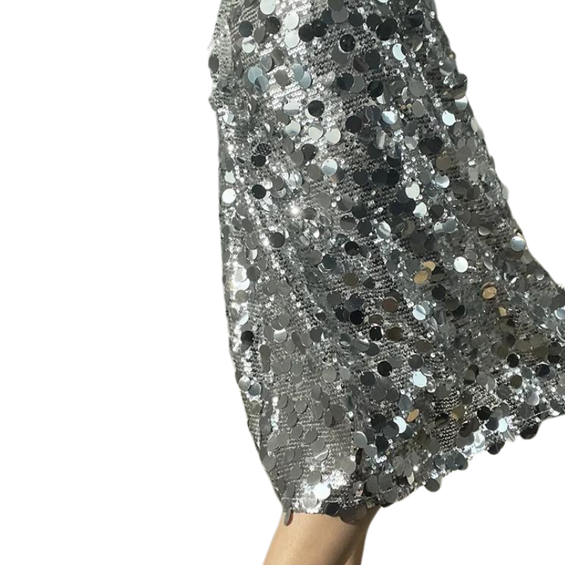 mittellange Paillettenrock in Silber
