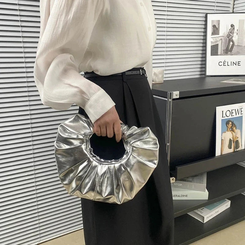 Faltiger Silberbeutel