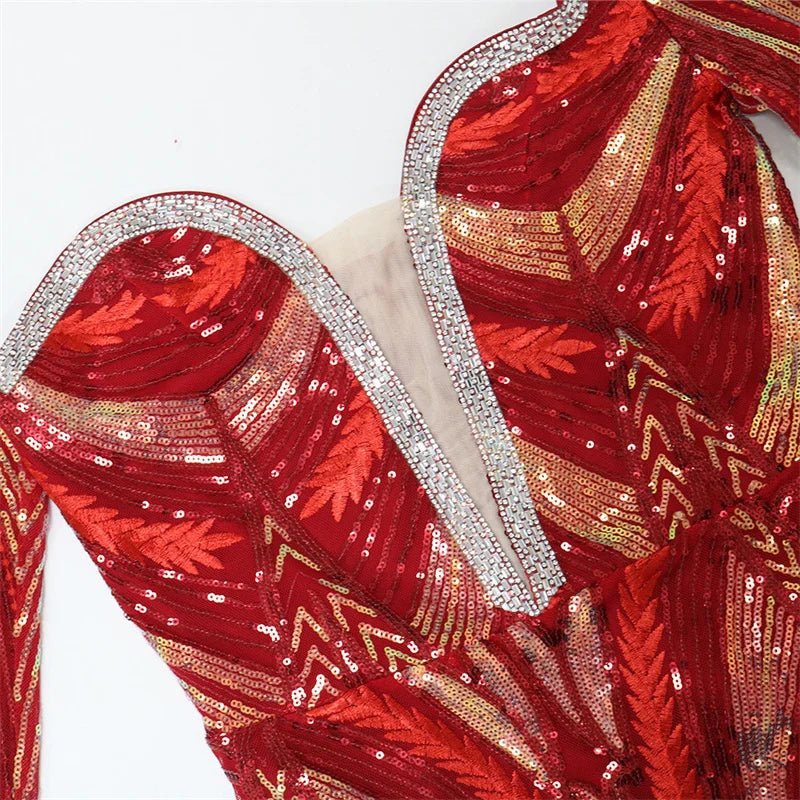 Abendkleid aus Pailletten und Strass