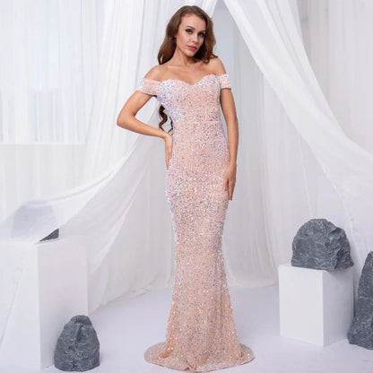 Langärmliges Paillette Kleid mit freier Schulter