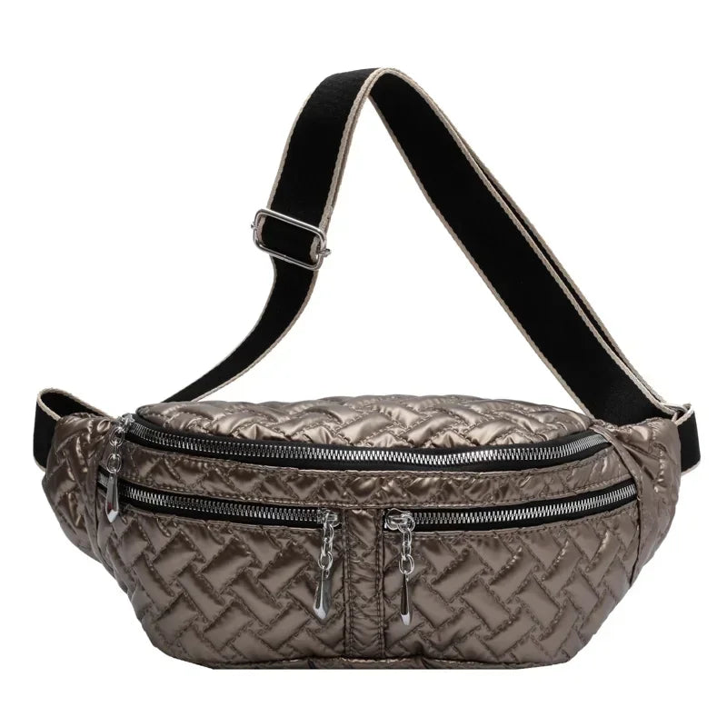 Große silberne Gürteltasche