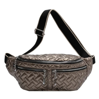 Große silberne Gürteltasche