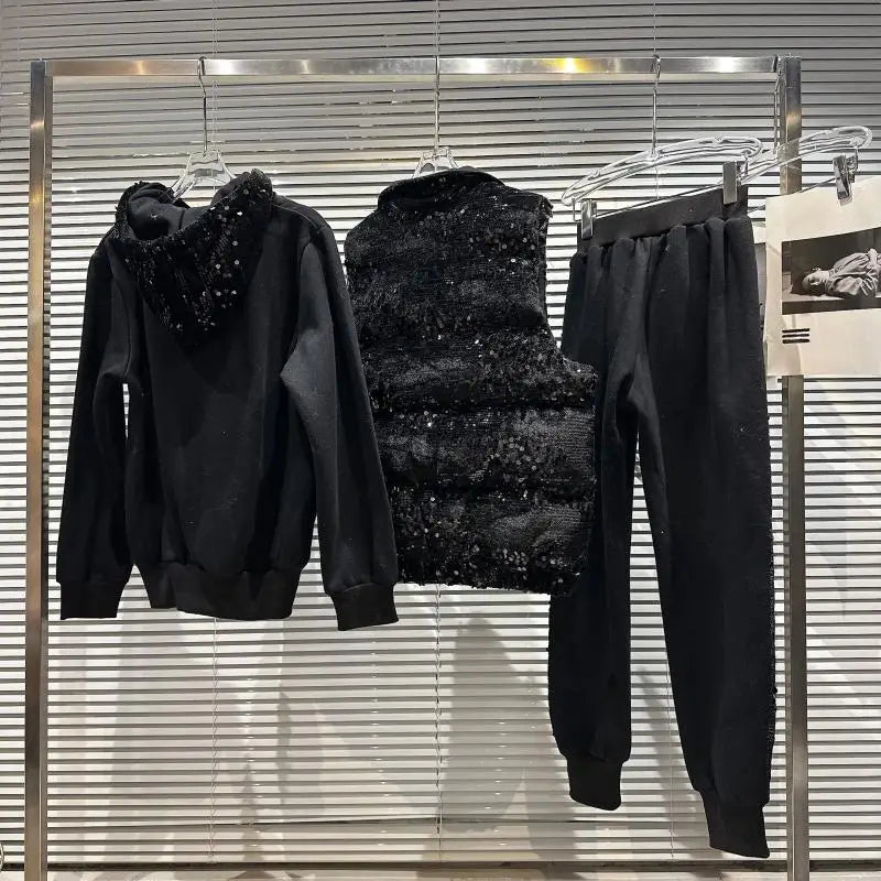 Jogging-Set mit Pailletten und Jacke