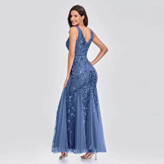 Abendkleid mit Pailletten