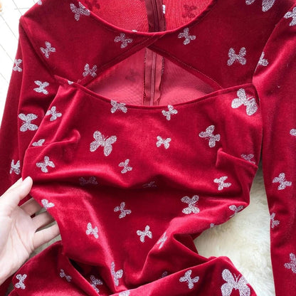 Velours-Hochzeitskleid mit Schmetterlings-Pailletten