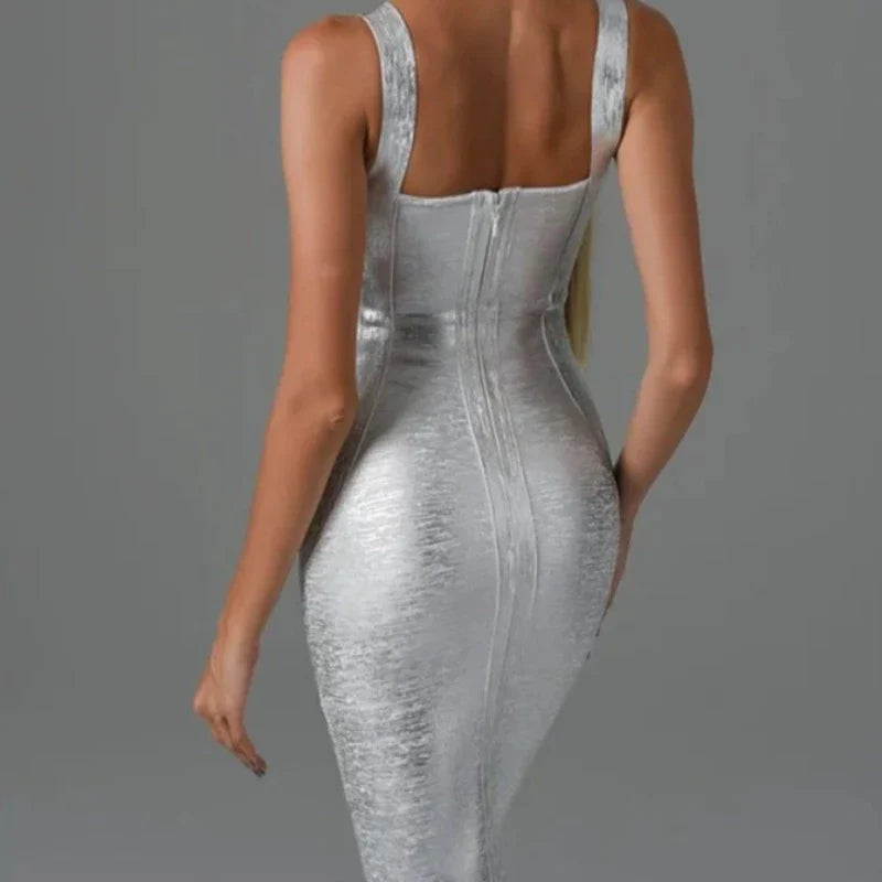 Silbernes Abendkleid