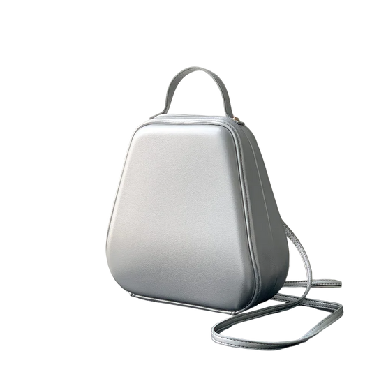 Kleiner silberner Rucksack