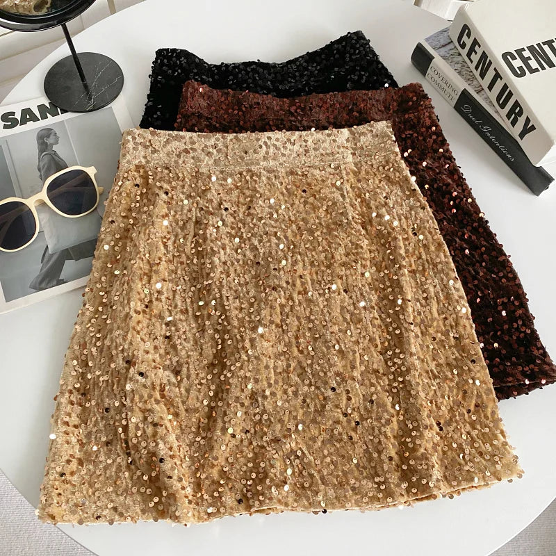 Kurzer Paillettenrock
