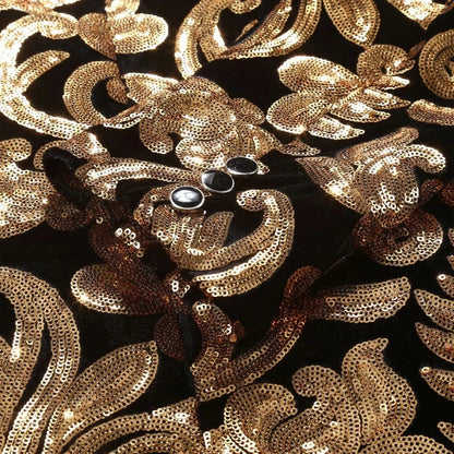 Herrenkostüm aus goldenen Pailletten