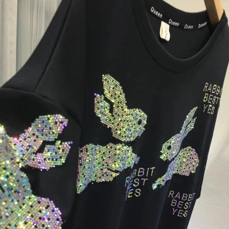 langes Strass-Shirt-Kleid mit Häschen-Design