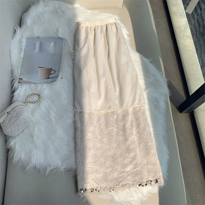 Rock mit Pailletten und Wolle in Beige