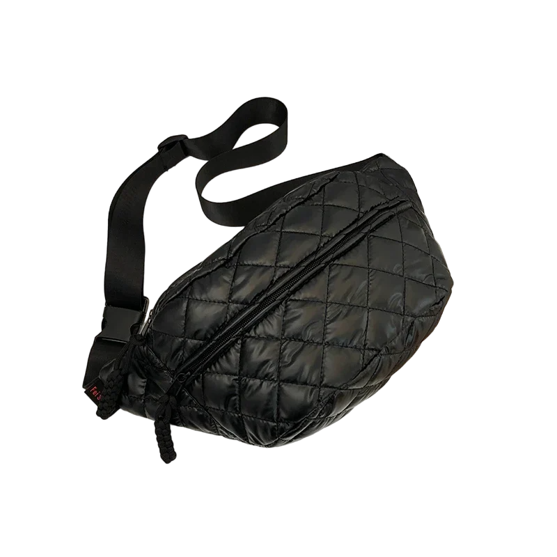 Große silberne Gürteltasche