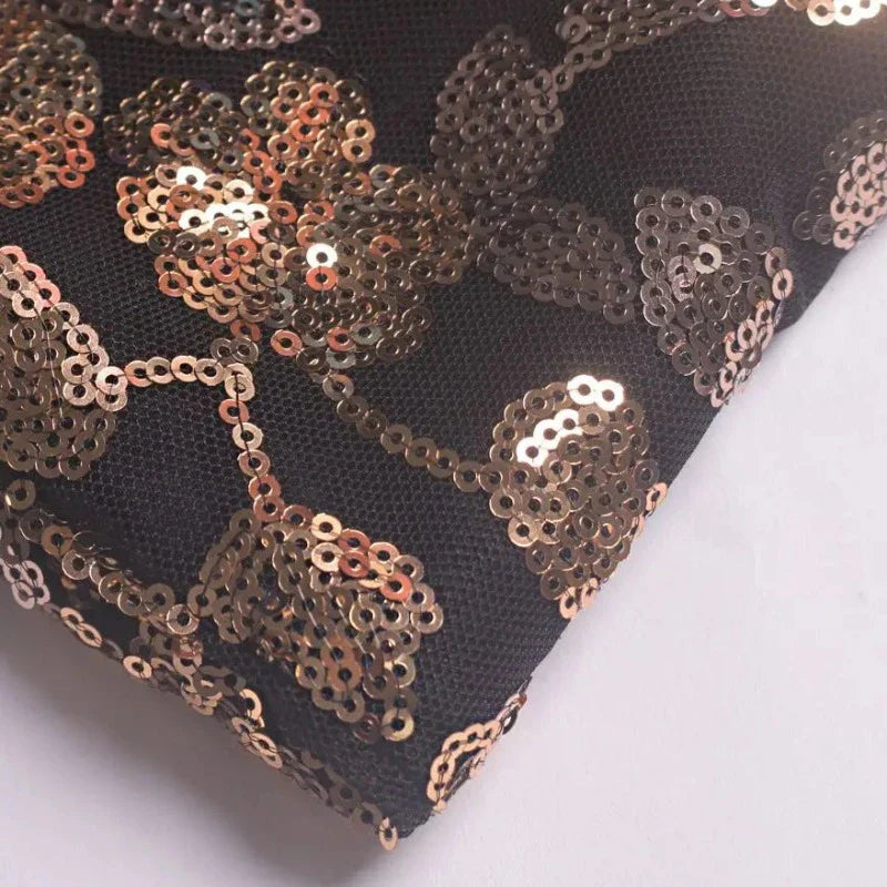 Langes Paillettenabendkleid mit Blumen