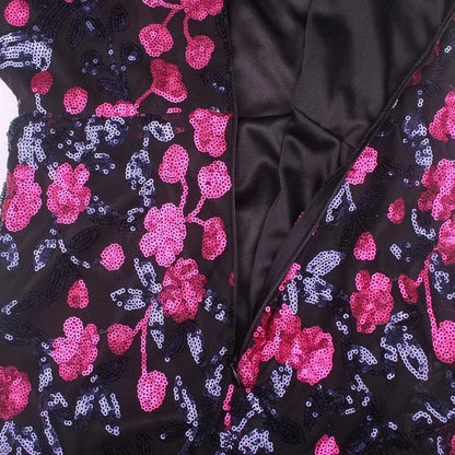 Langes Paillettenabendkleid mit Blumen