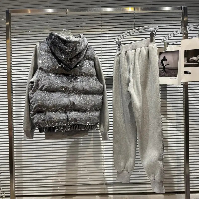 Jogging-Set mit Pailletten und Jacke