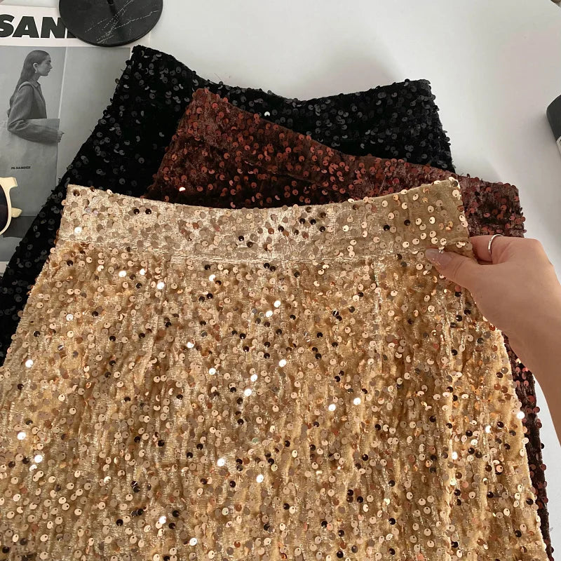 Kurzer Paillettenrock