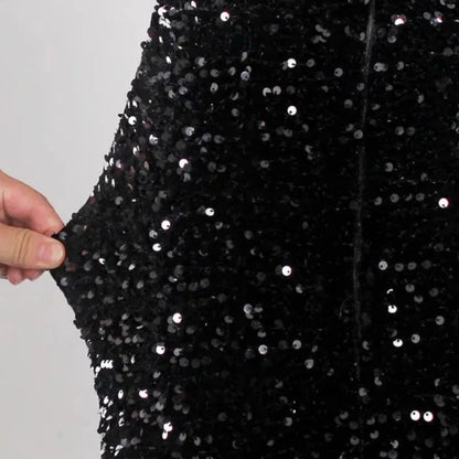 Langes geschnittenes Bustier mit Glitzer, frontgeschnittene Robe