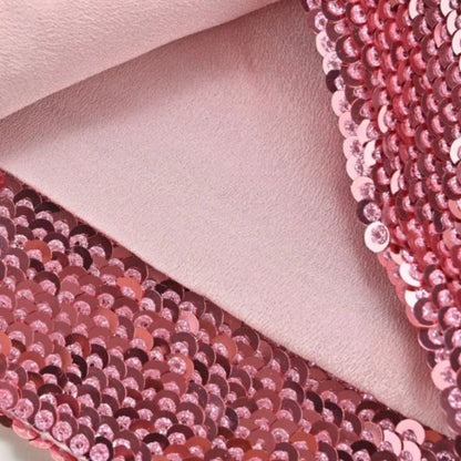 Pailletten-Kleid mit Rosen und Strass