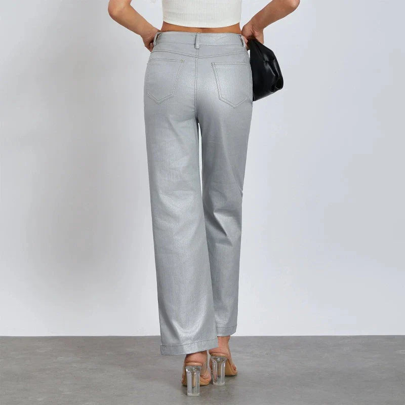 Goldene Damenhose mit geradem Schnitt