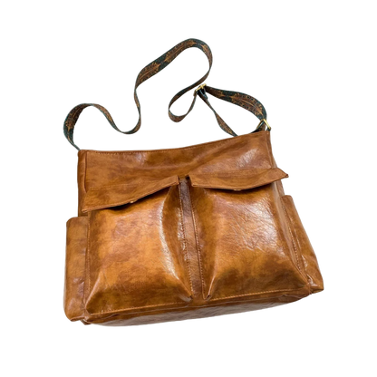 Silberner Sac mit Mehreren Taschen